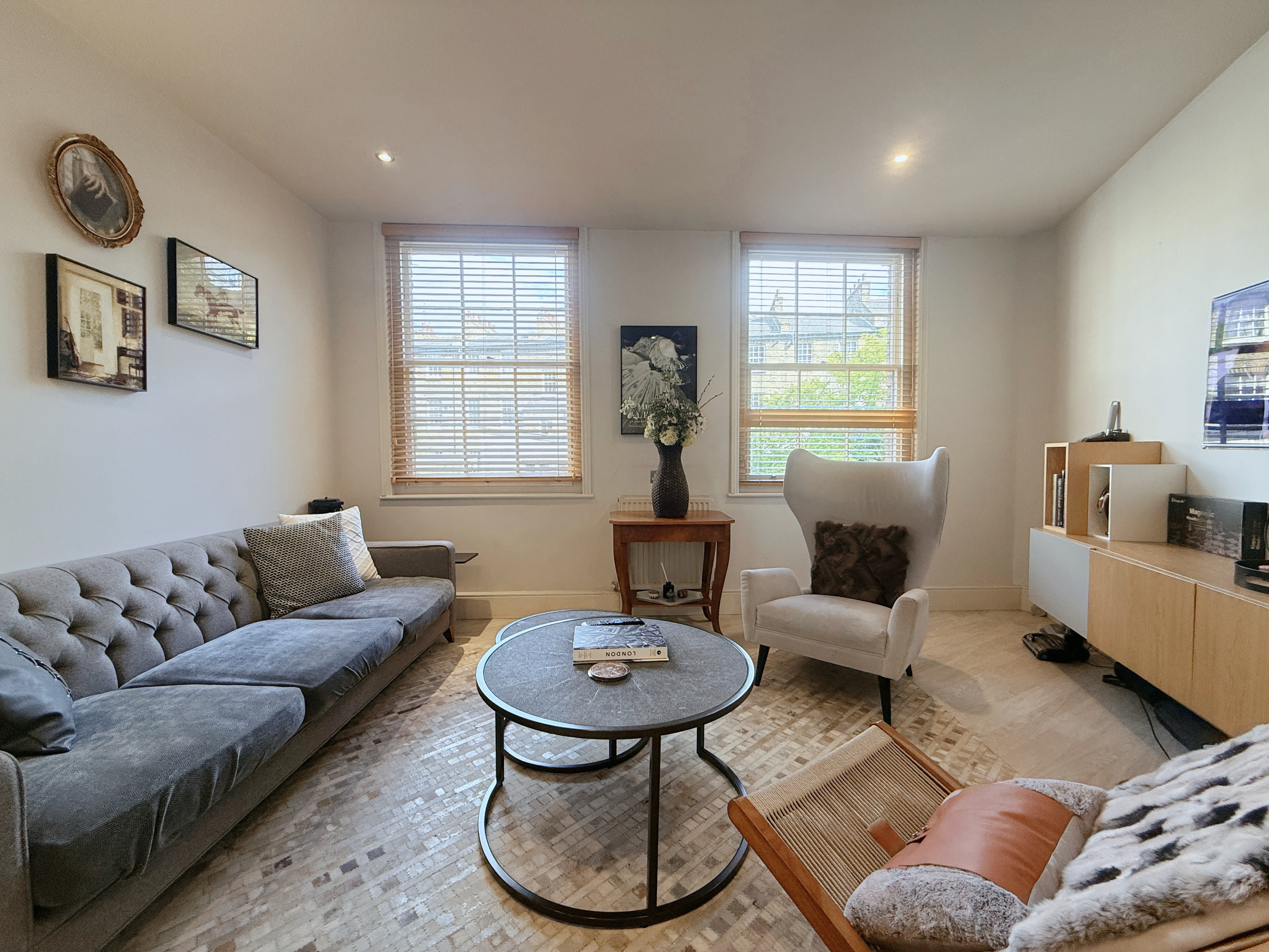 Luxury 3-En-suites House 3 mins to Pimlico with AC