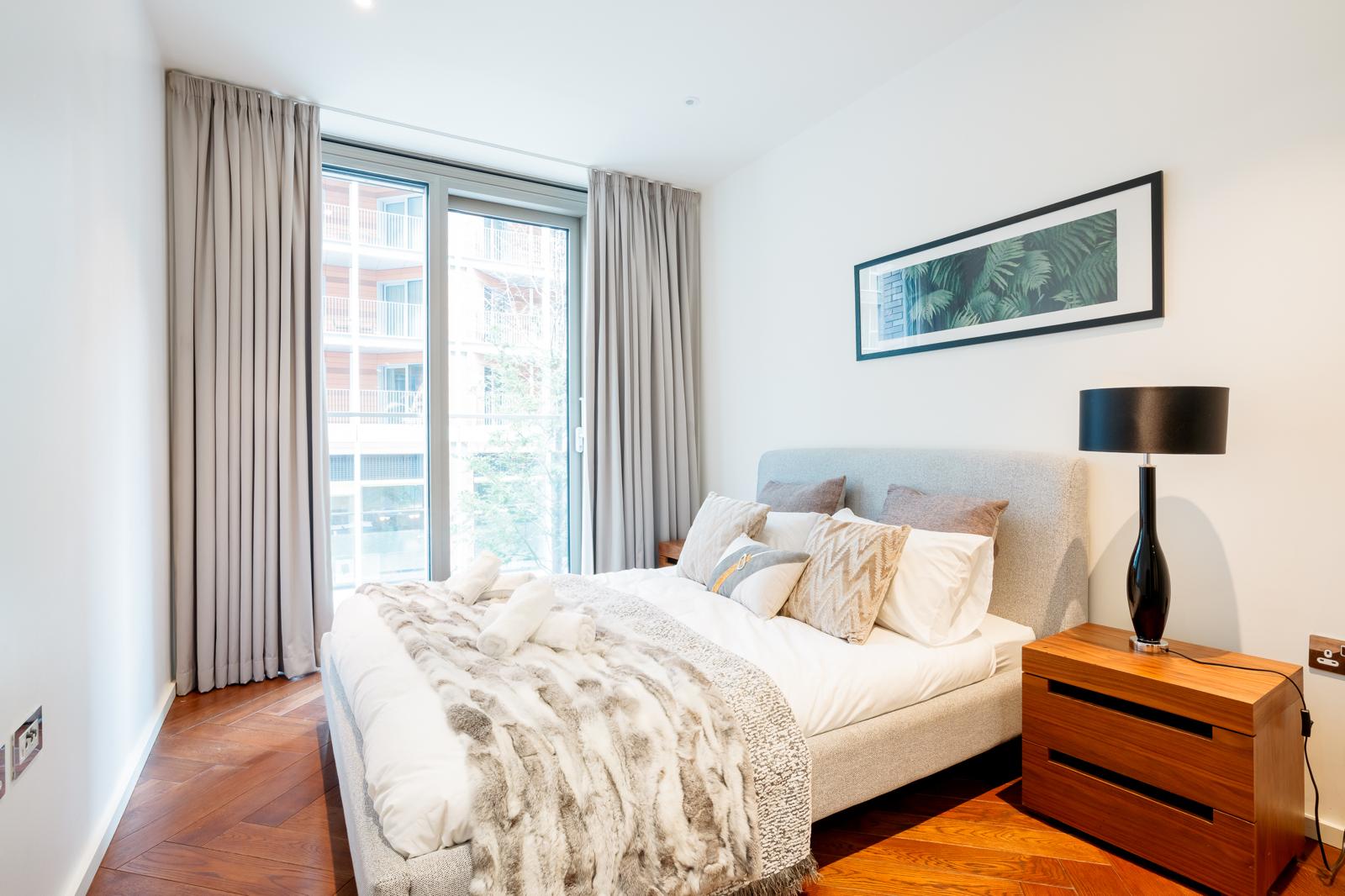 Luxury 2BRs Maisonette walk to Tube Nine Elm