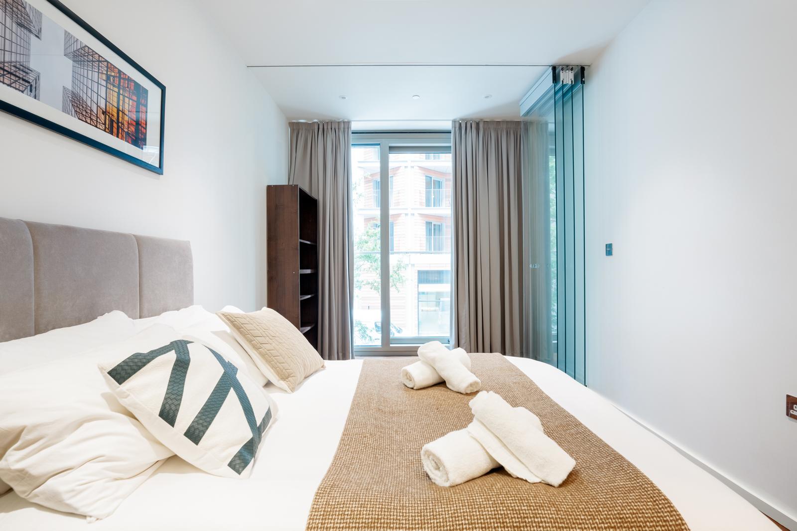 Luxury 2BRs Maisonette walk to Tube Nine Elm