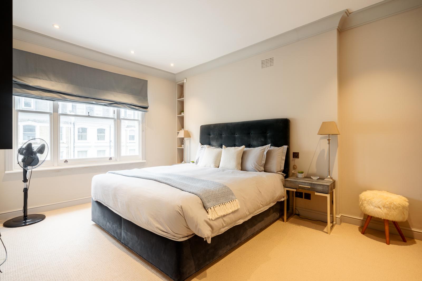 Chelsea Canvas: Art-Fueled 3BRs Townhouse | AC