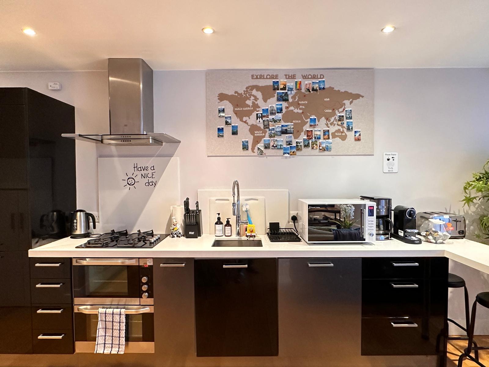 Stunning 3BRs 3F house close to Oxford with AC