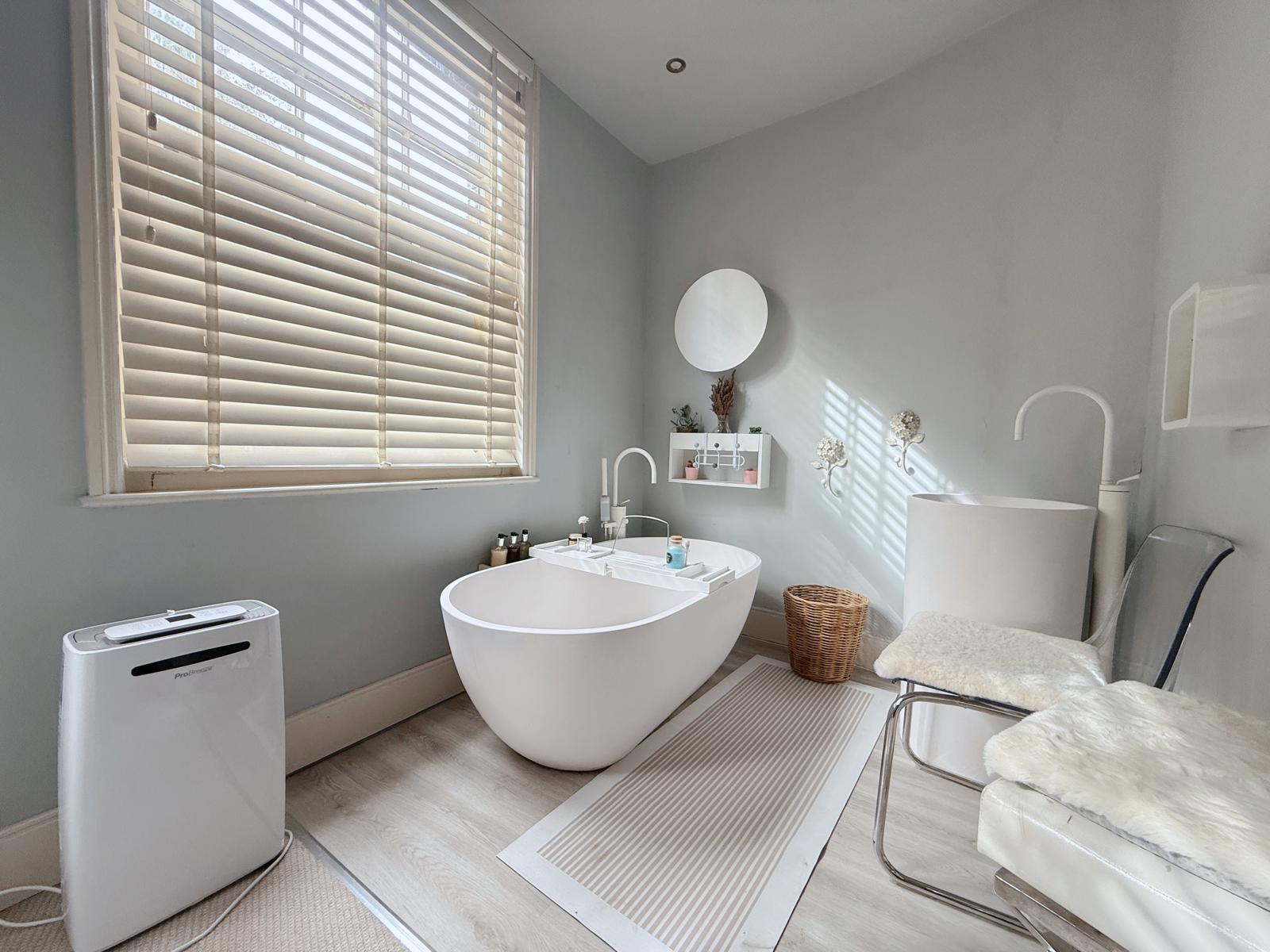 Luxury 3-En-suites House 3 mins to Pimlico with AC