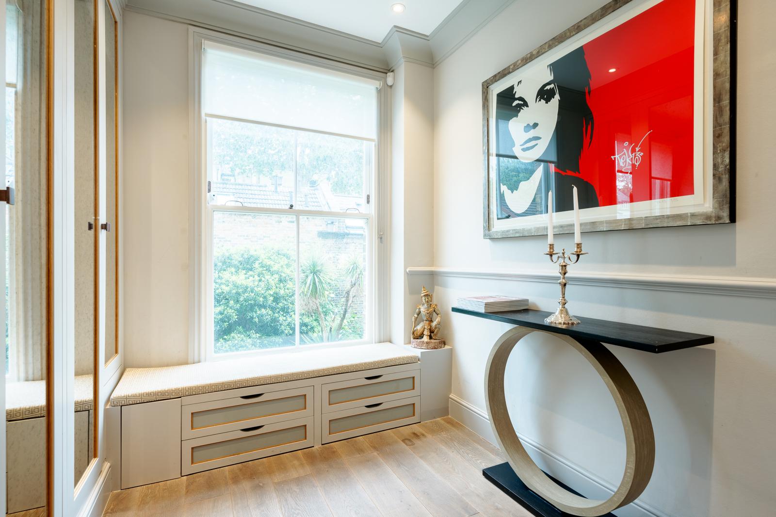 Chelsea Canvas: Art-Fueled 3BRs Townhouse | AC