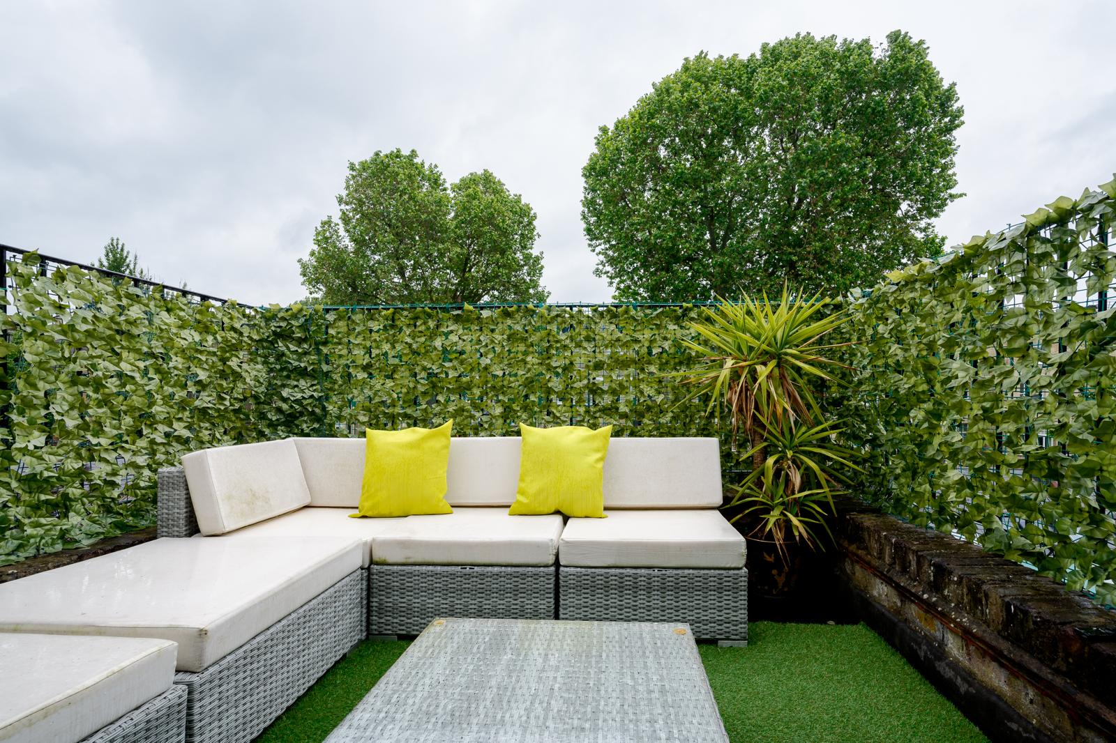 Chelsea Canvas: Art-Fueled 3BRs Townhouse | AC