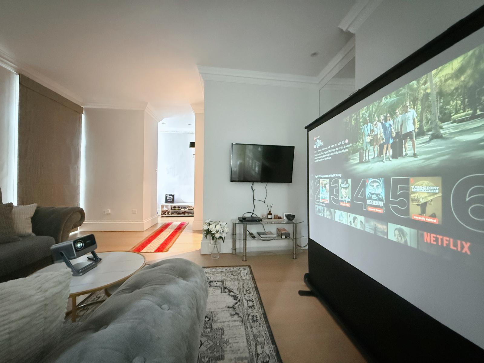 Spacious 5F House in Victoria , Safe & Quiet!