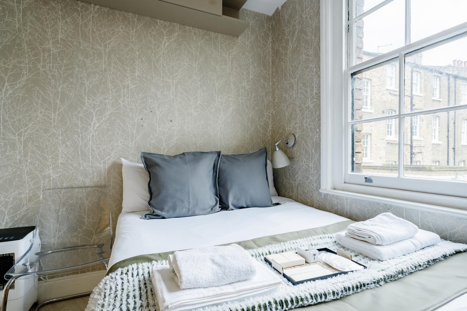 Luxury 3-En-suites House 3 mins to Pimlico with AC