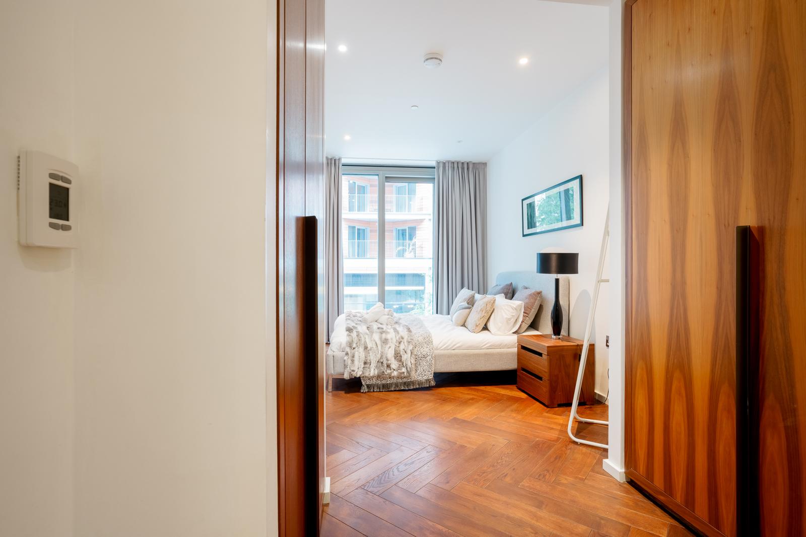 Luxury 2BRs Maisonette walk to Tube Nine Elm