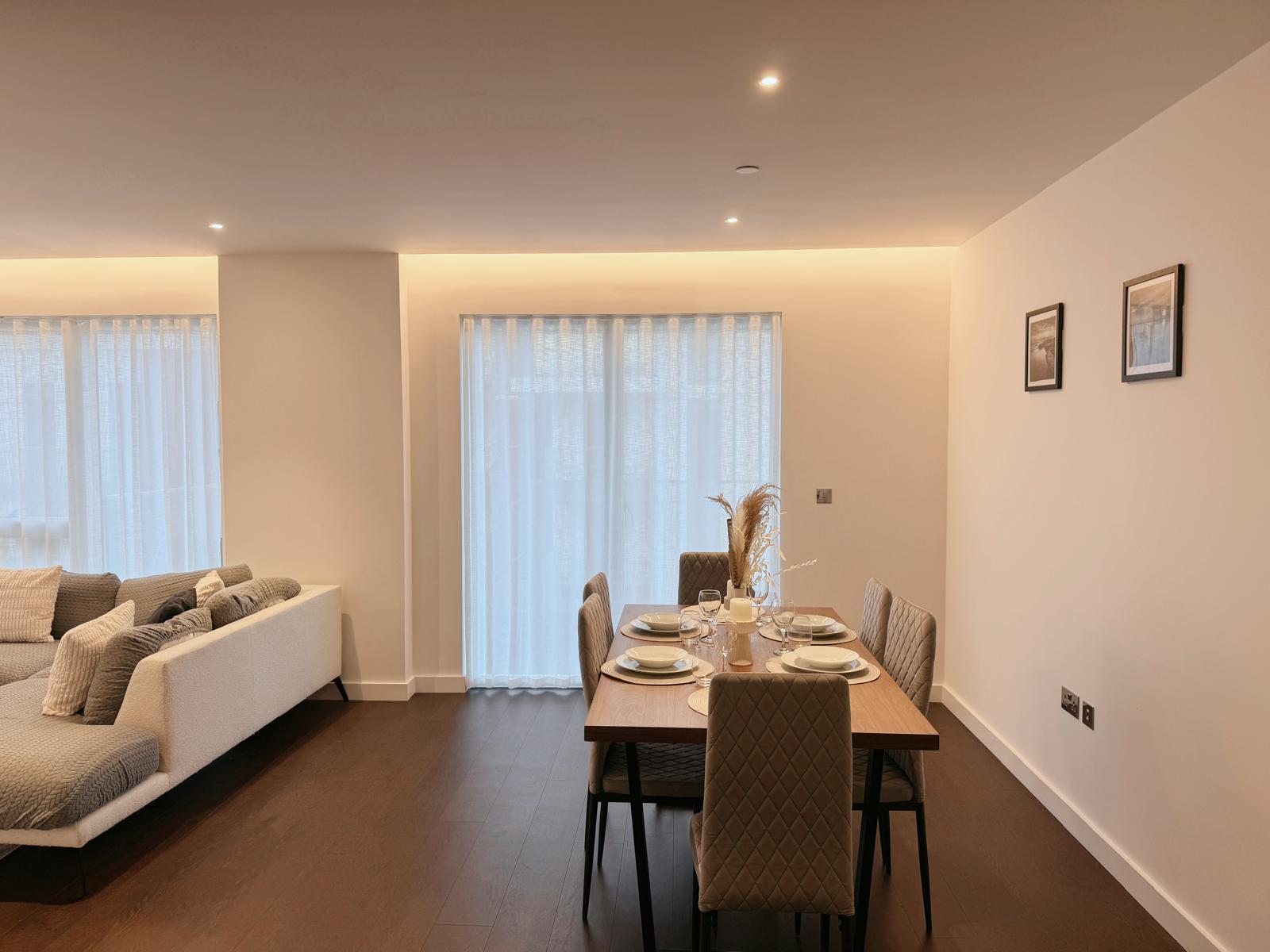 Skyline Serenity: Nine Elms 3BRs Haven