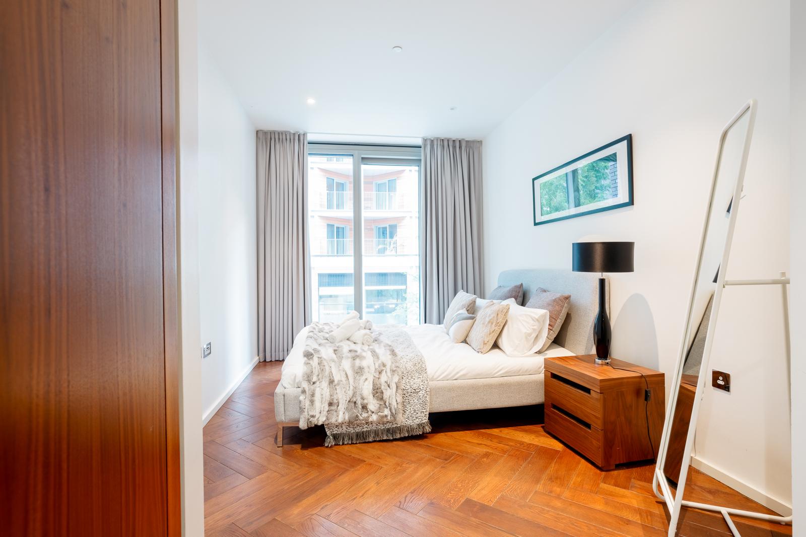 Luxury 2BRs Maisonette walk to Tube Nine Elm