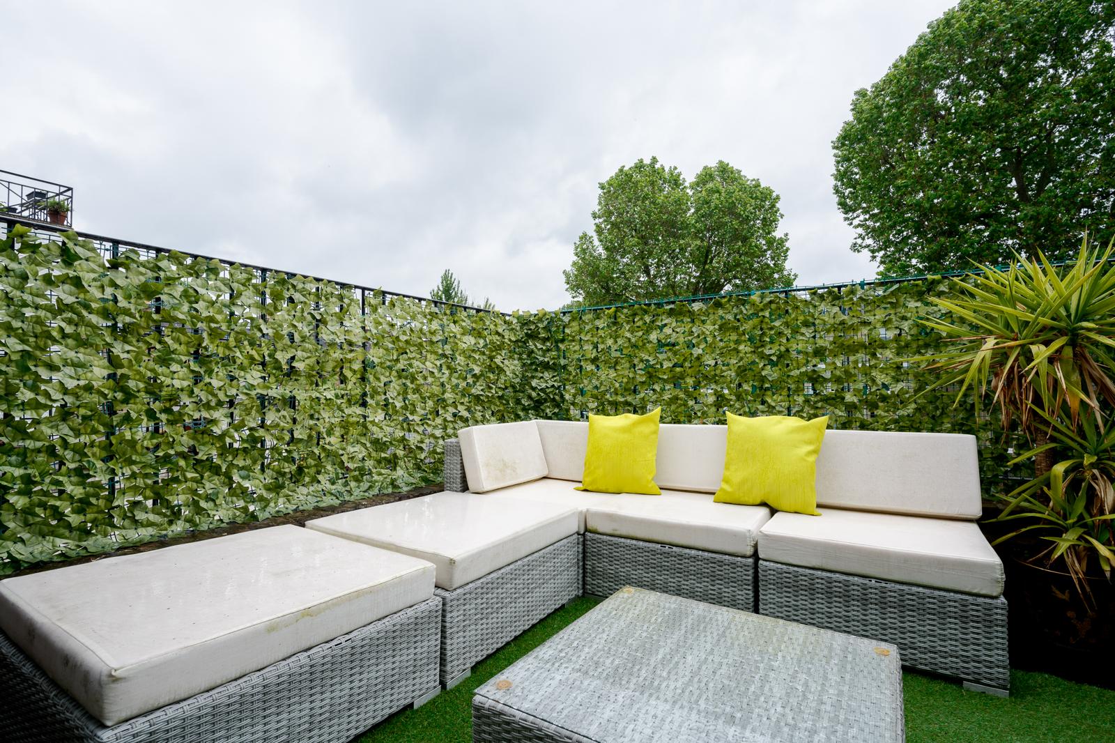 Chelsea Canvas: Art-Fueled 3BRs Townhouse | AC